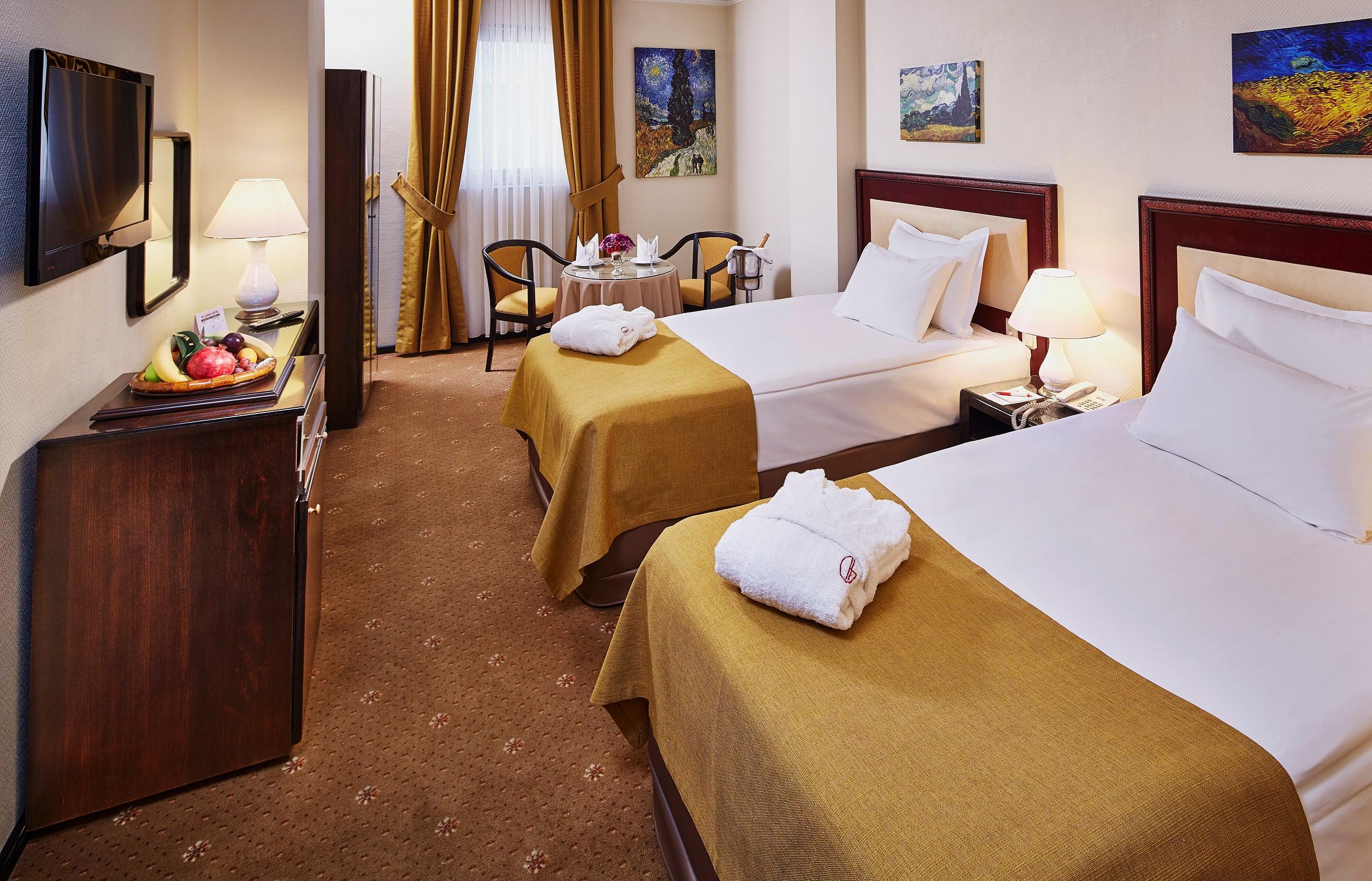 Güneş Hotel Merter Istanbul Exterior foto
