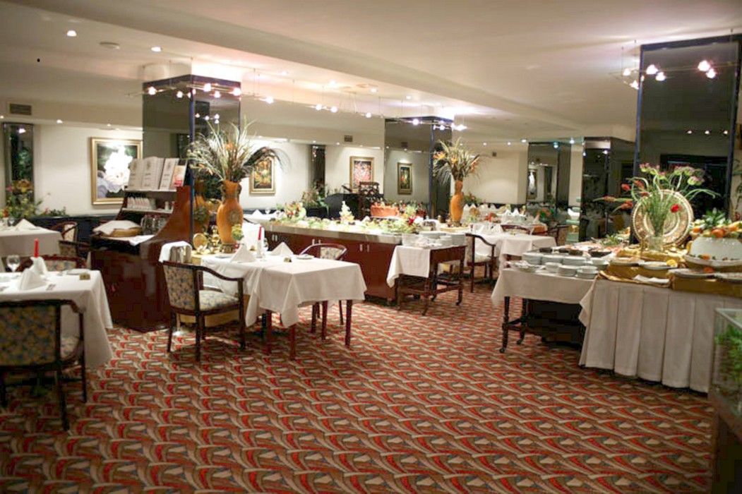 Güneş Hotel Merter Istanbul Restaurant foto