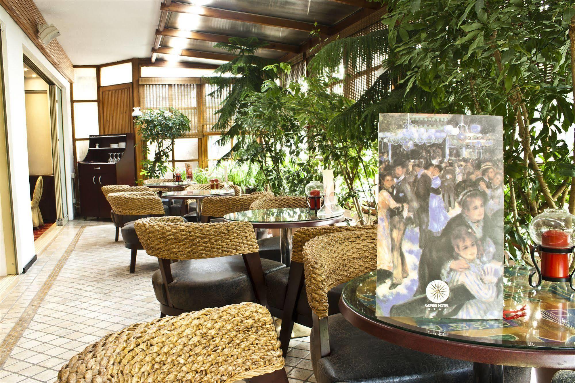 Güneş Hotel Merter Istanbul Exterior foto