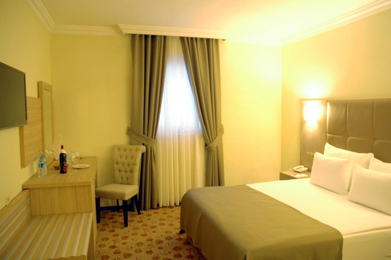Güneş Hotel Merter Istanbul Exterior foto